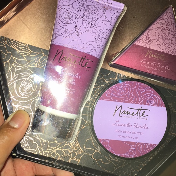 Iam Selling body lotion - Picture 8 of 8